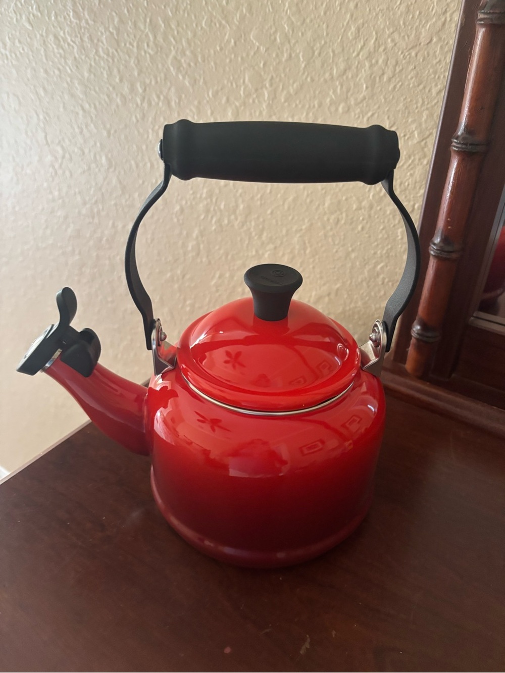 Le Creuset Demi Tea Kettle in the color Cerise (Cherry Red). ® - Picture 2 of 13
